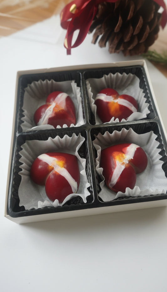 YUYU Chocolataire – Mega Heart Pistachio Bonbon Gift Box (4 Pieces)